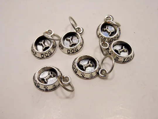Dog Bowls: Set of 6 Stitch Markers