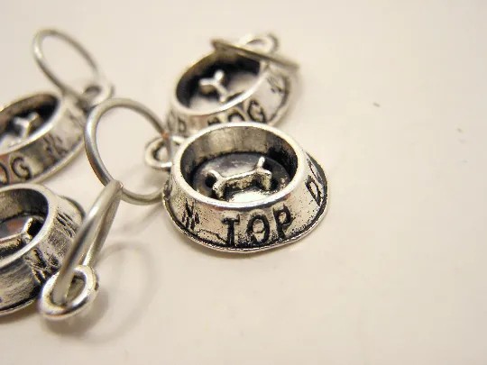 Dog Bowls: Set of 6 Stitch Markers