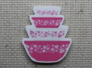 Vintage Pink Mixing Bowls Needle Minder, Cover Minder, Magnet